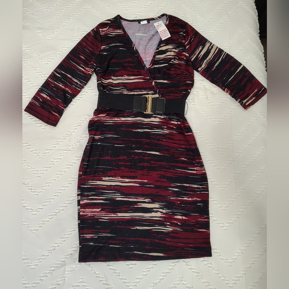 NEW Venus Faux-Wrap 3/4 Sleeve Dress